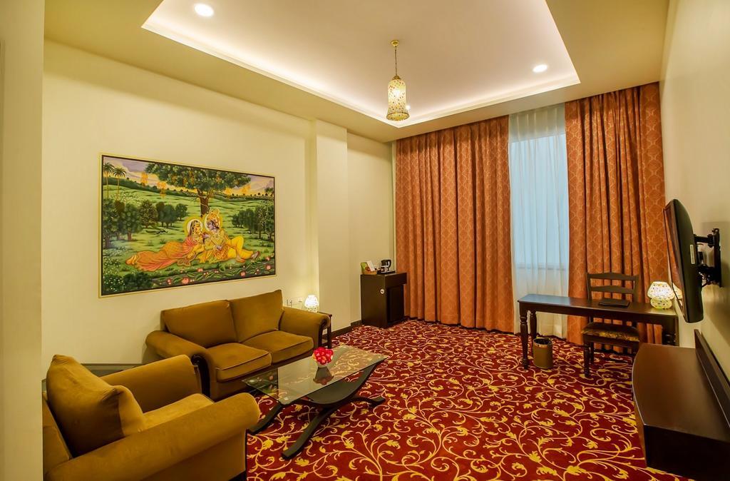 Hotel Kapish Smart-All Pure Veg Jaipur Eksteriør bilde
