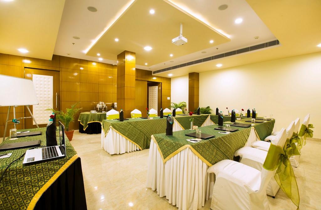 Hotel Kapish Smart-All Pure Veg Jaipur Eksteriør bilde