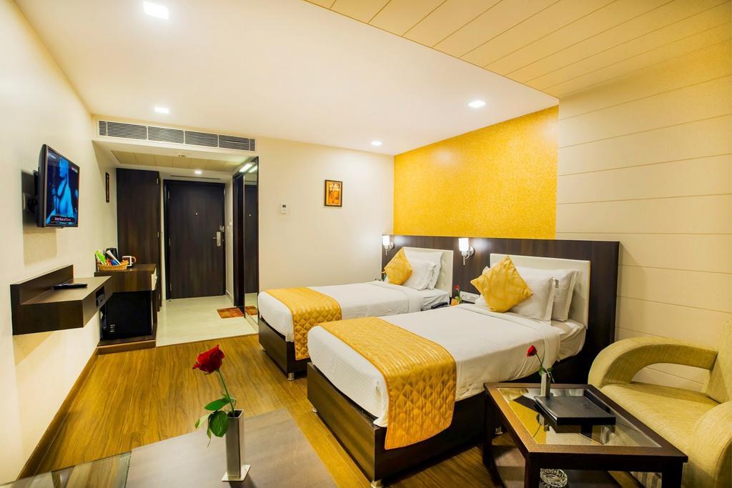 Hotel Kapish Smart-All Pure Veg Jaipur Eksteriør bilde